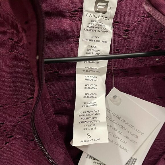 NWT Fabletics Luciana Seamless Purple Zip Up Jacket - Size: Small - Picture 6 of 8
